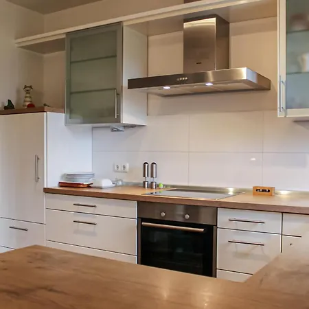 Amazing In With 2 Bedrooms&wifi Apartment *